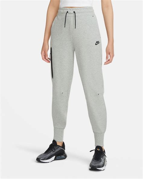 Pantaloni Tech Fleece grigi (12) .